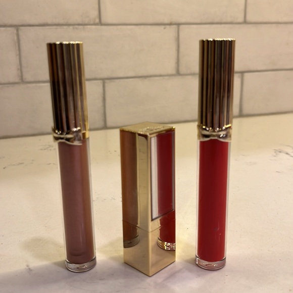 Estee Lauder Makeup Nwot Estee Lauder Lipstick And Lip Gloss Poshmark